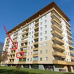 Weg Haus Kmb Seeappartement Am Ossiacher See, Hallenbad, Skiarena Gerlitzen Tschoran