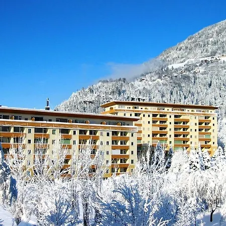 Weg Haus Kmb Seeappartement Am Ossiacher See, Hallenbad, Skiarena Gerlitzen شقة Tschoran