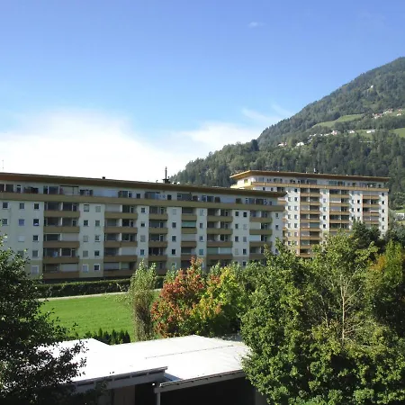 Weg Haus Kmb Seeappartement Am Ossiacher See, Hallenbad, Skiarena Gerlitzen Lägenhet Tschoran