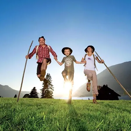 Apartmán Weg Haus Kmb Seeappartement Am Ossiacher See, Hallenbad, Skiarena Gerlitzen Tschoran