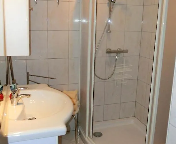 Weg Haus Kmb Seeappartement Am Ossiacher See, Hallenbad, Skiarena Gerlitzen *