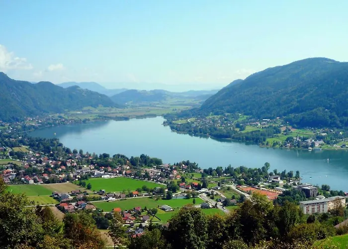 Weg Haus Kmb Seeappartement Am Ossiacher See, Hallenbad, Skiarena Gerlitzen Apartment Tschoran