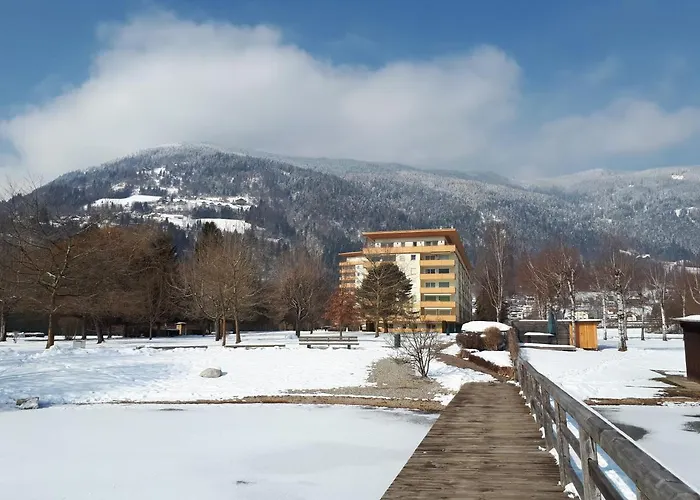 Weg Haus Kmb Seeappartement Am Ossiacher See, Hallenbad, Skiarena Gerlitzen شقة *